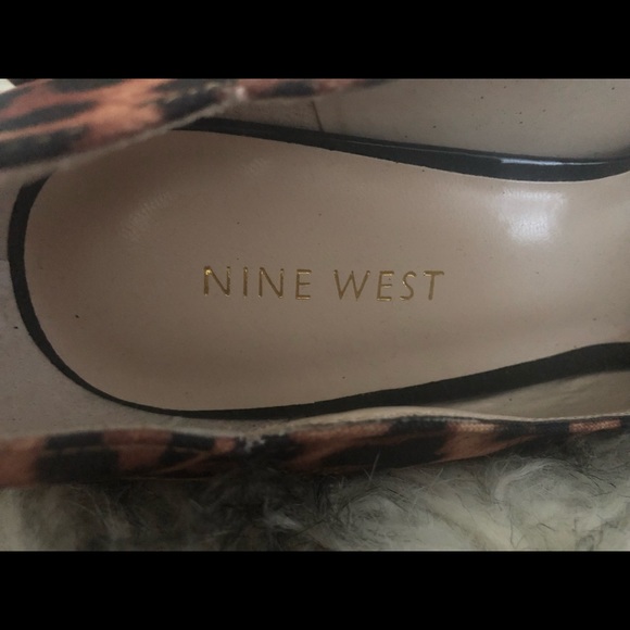 Nine West peep toe animal print heels - Picture 4 of 4